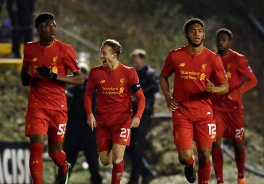 灯皇天肥卡莎完全哑火！IG让一追三淘汰WBG挺进四强！