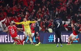 MLB》张育成连4战无安打击率再跌 运动画刊报道其翻译兼心灵导师